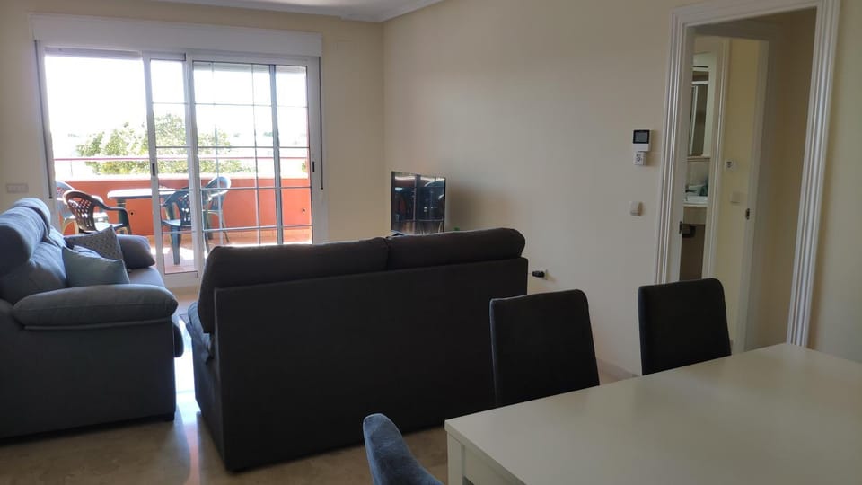 2 bedroom 2 bedroom apartment with Swimming Pool Apartment in Roquetas de Mar