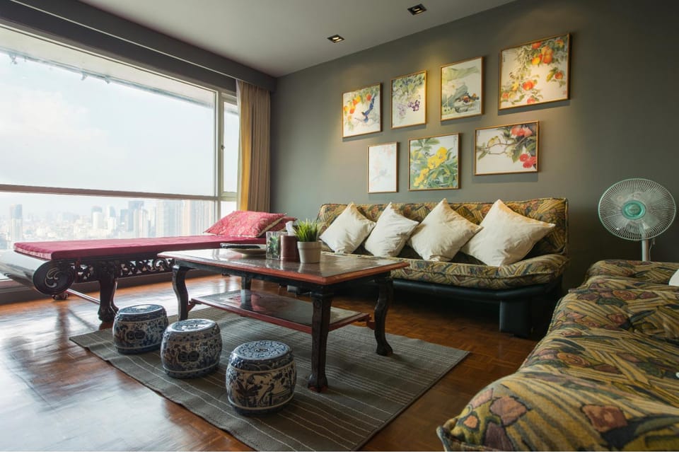 Living room, Seating area