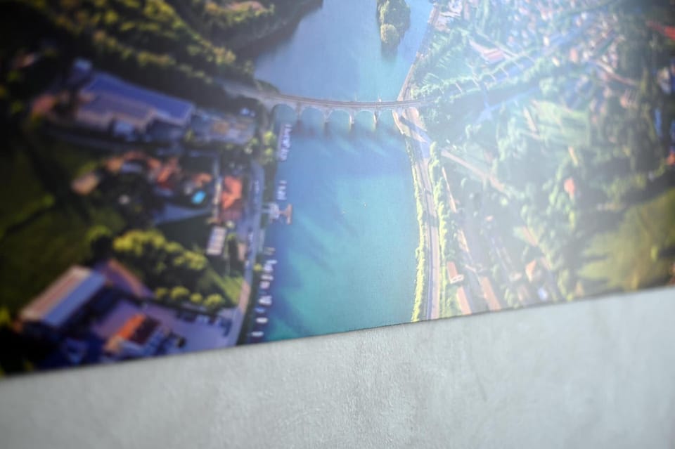 Day, Neighbourhood, Natural landscape, Bird's eye view, City view, Lake view, River view, Sea view, Street view