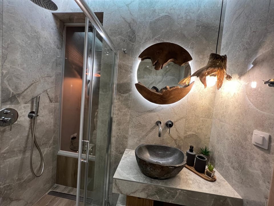 Shower, Bathroom