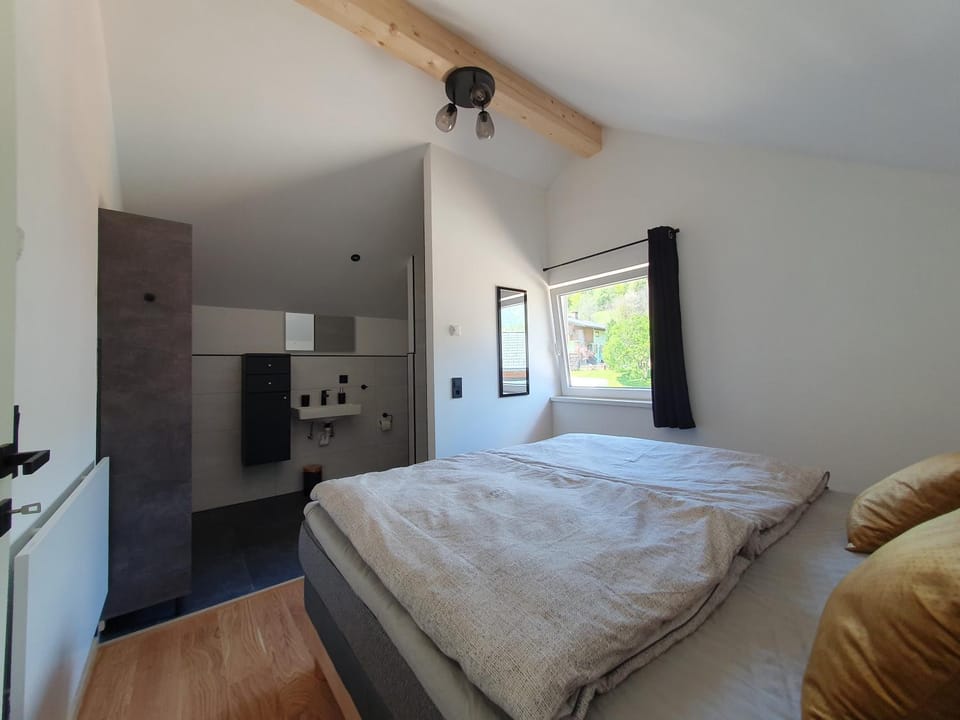Bed, Bathroom, Bedroom