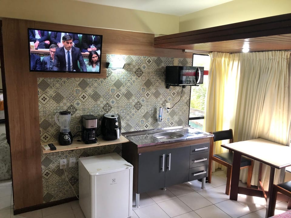 TV and multimedia, Kitchen or kitchenette, minibar, oven