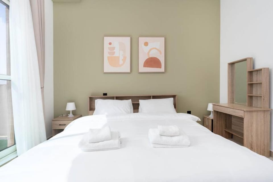150Mbps WiFi · 1BR · Pool · Downtown Apartment in Dubai