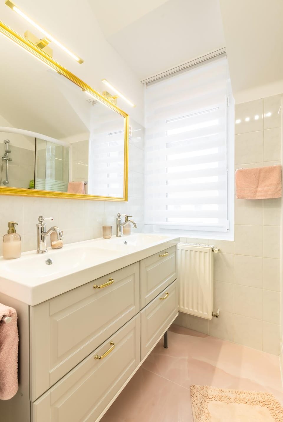 Monarchia Apartman Pearl Apartment in Slovakia