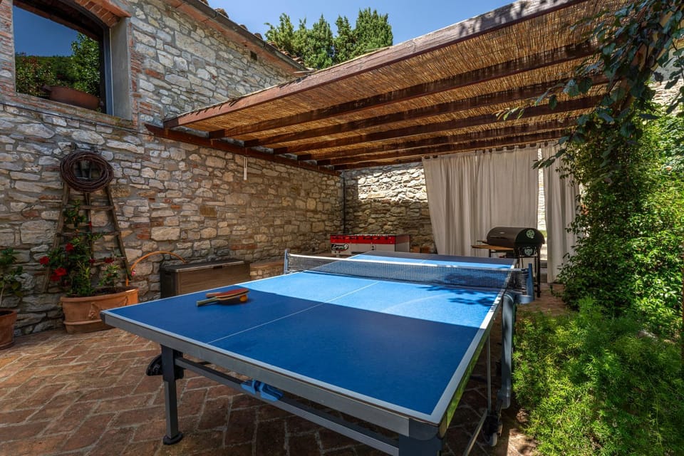 Table tennis
