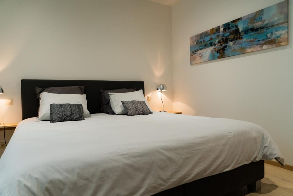 Cheval Blanc - Holiday Rental Apartment in Flanders