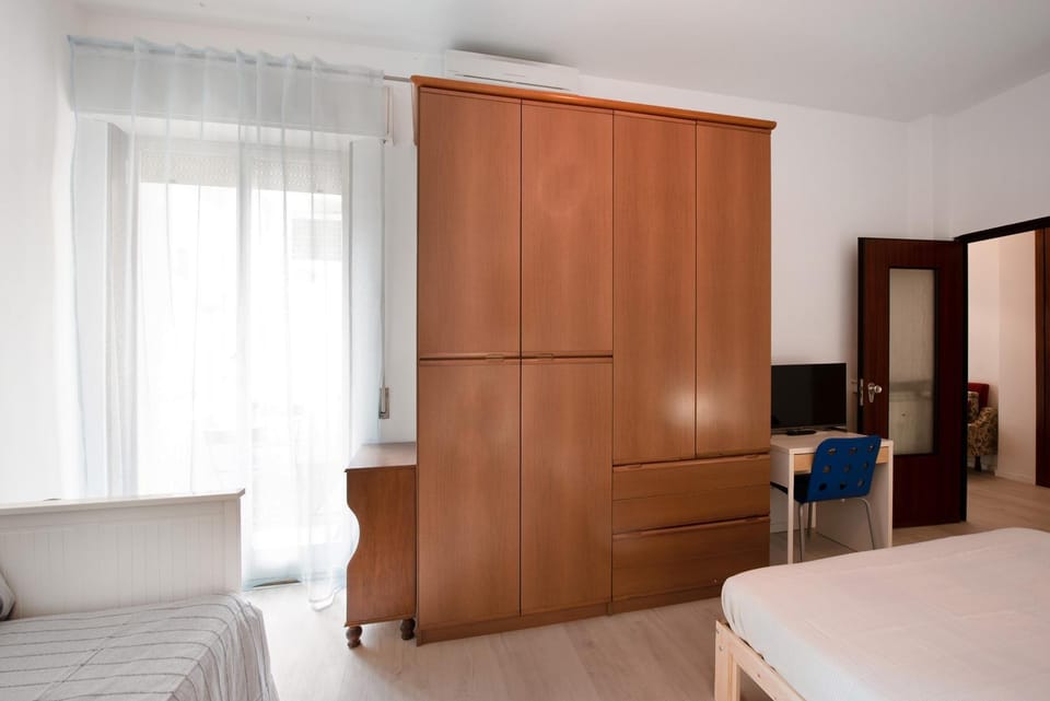 Living room, Bedroom