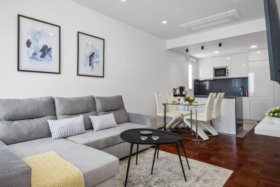 Lido Sunrise Apartment by Homie Apartment in Funchal