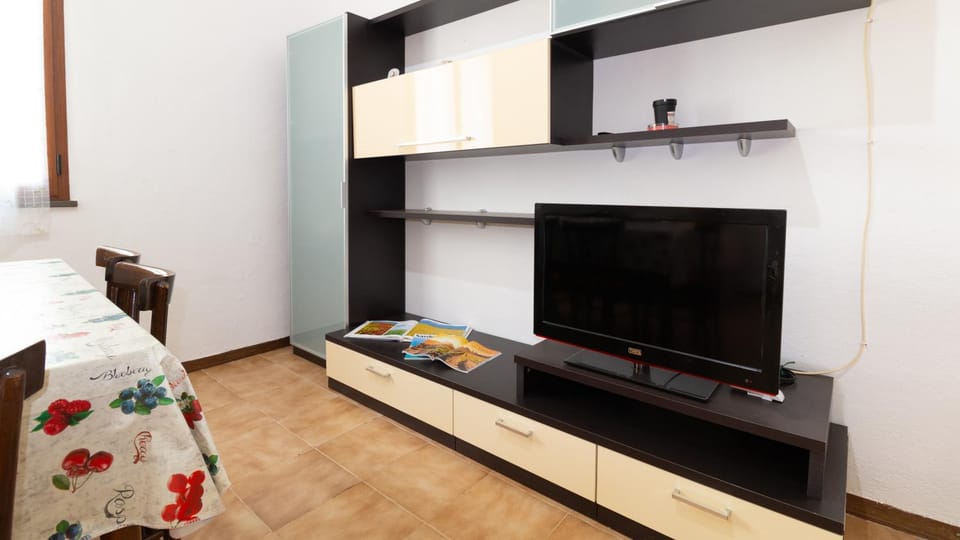 Communal lounge/ TV room, Other