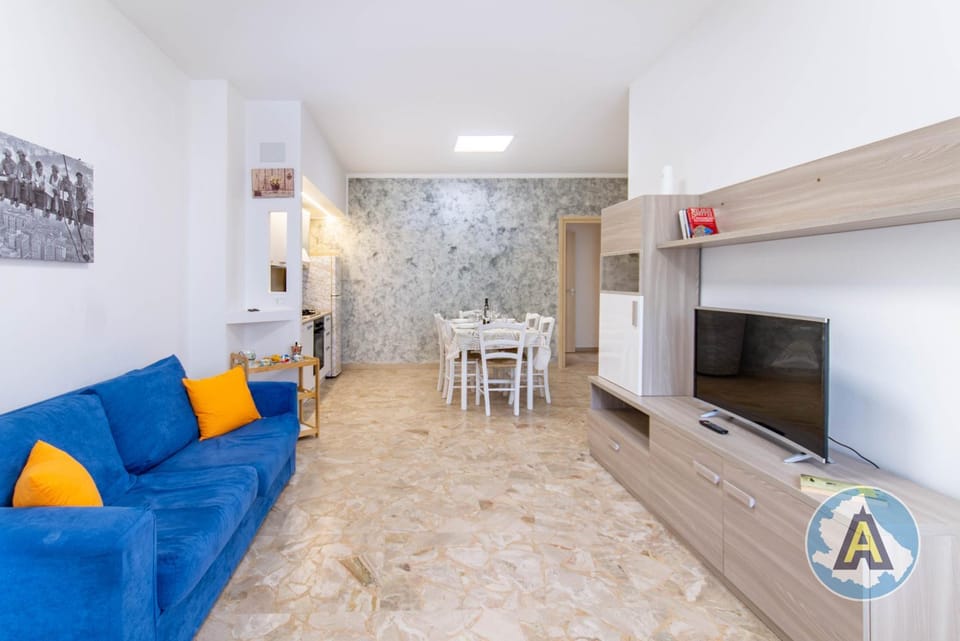 TV and multimedia, Seating area