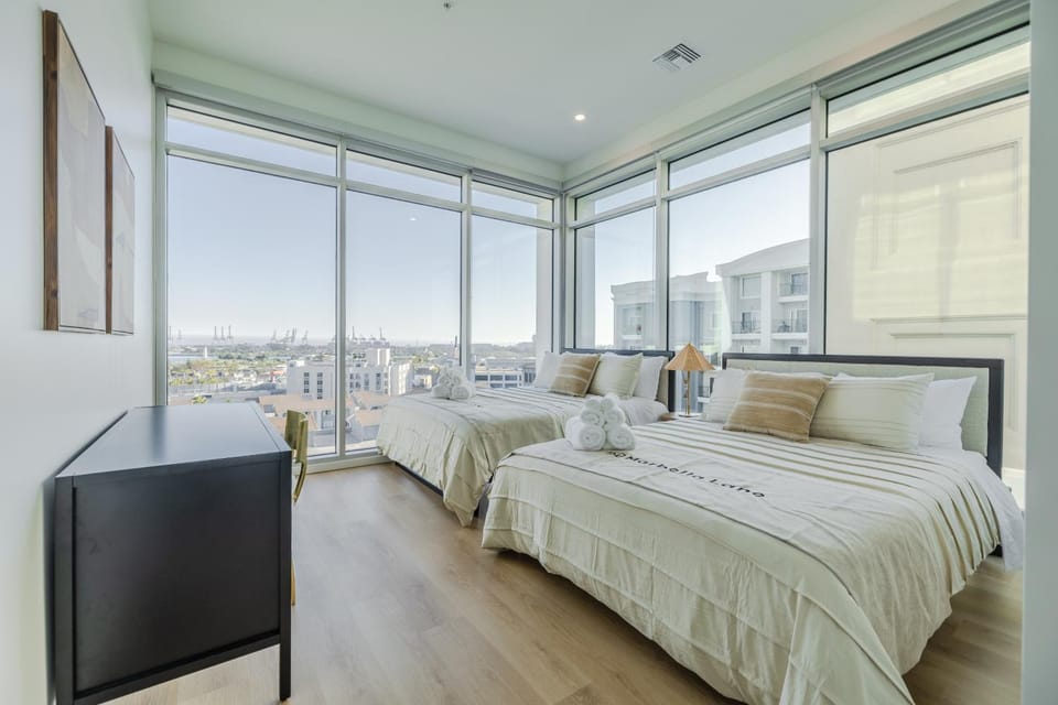 Bed, Photo of the whole room, Bedroom, Sea view