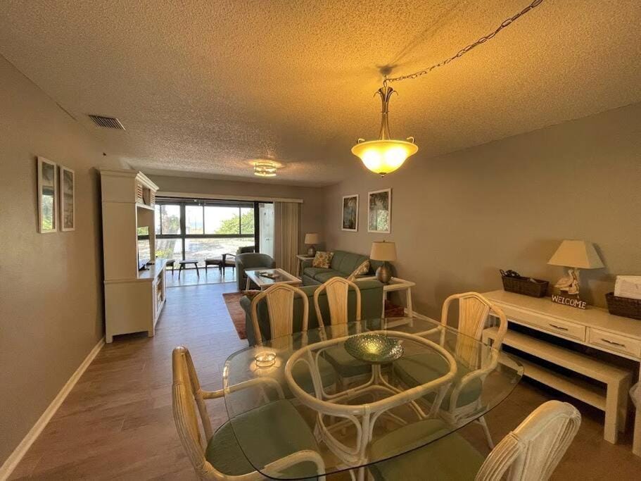 GULFBEACHPLACE HOLMES BEACH House in Holmes Beach