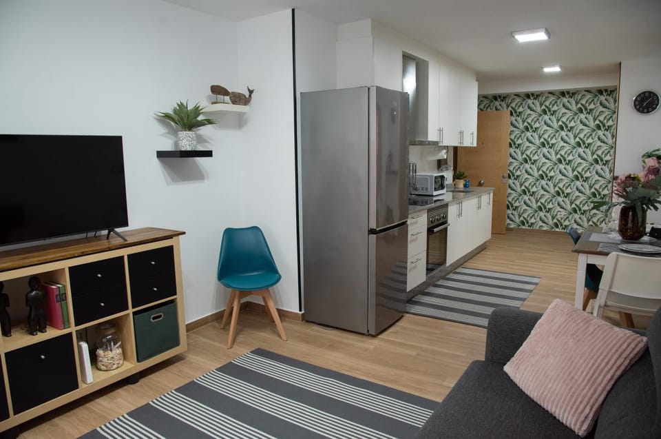 Kitchen or kitchenette, Living room