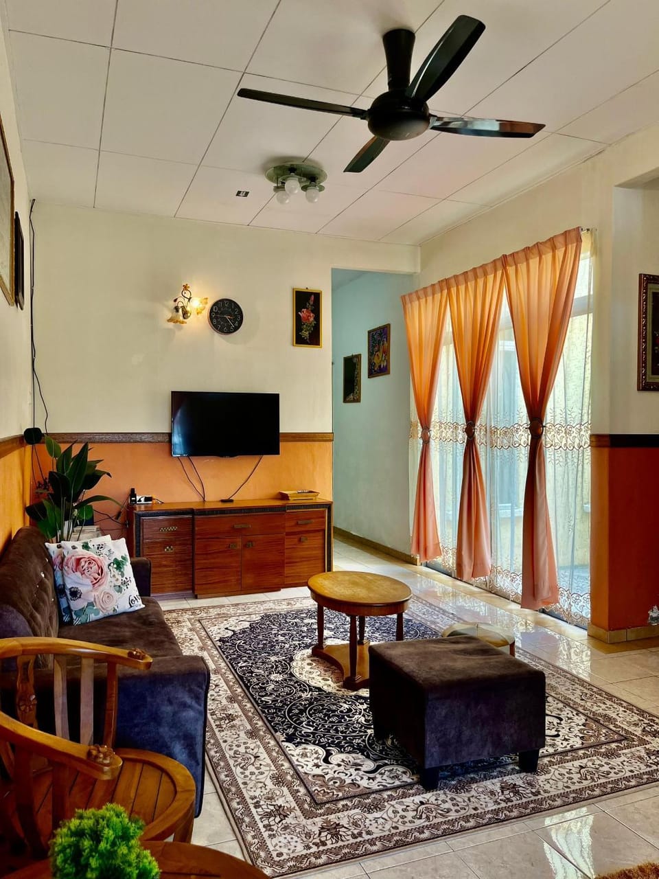 TV and multimedia, Living room, air conditioner