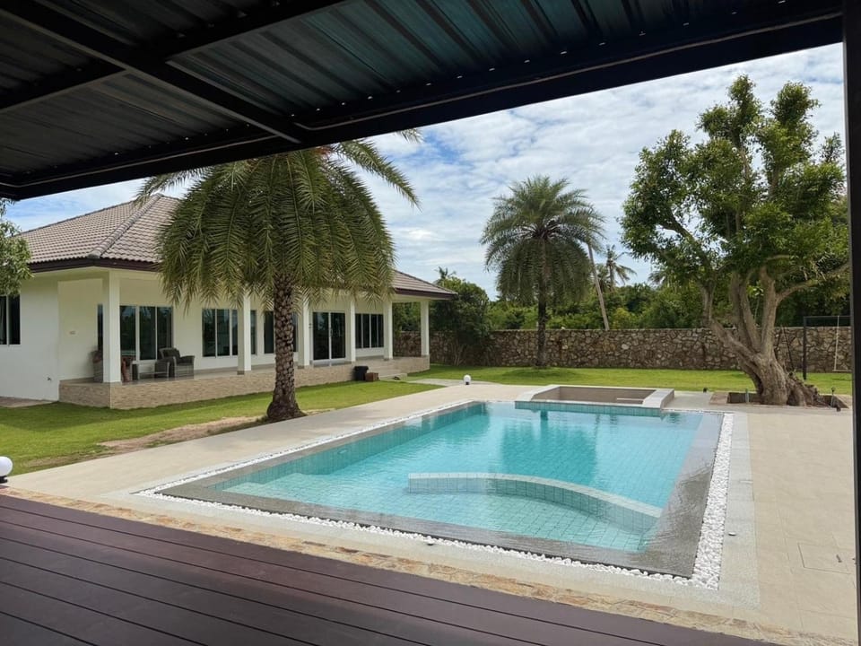 Arom Pool Villa Pattaya 1 Villa in Pattaya City