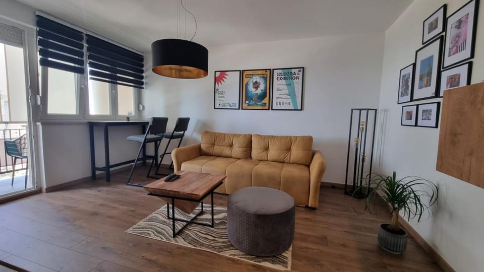Balcony/Terrace, Living room
