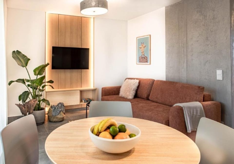 TV and multimedia, Living room, Other, Other, Other, Decorative detail, Decorative detail, Seating area