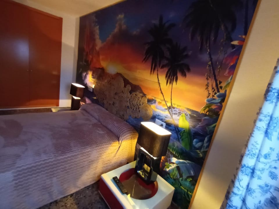 Piso de 3 dormitorios con aire acondicionado y parking Apartment in Valencian Community