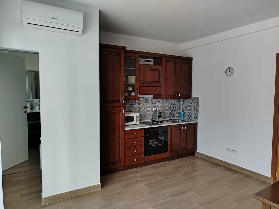 Living room, kitchen, kitchen