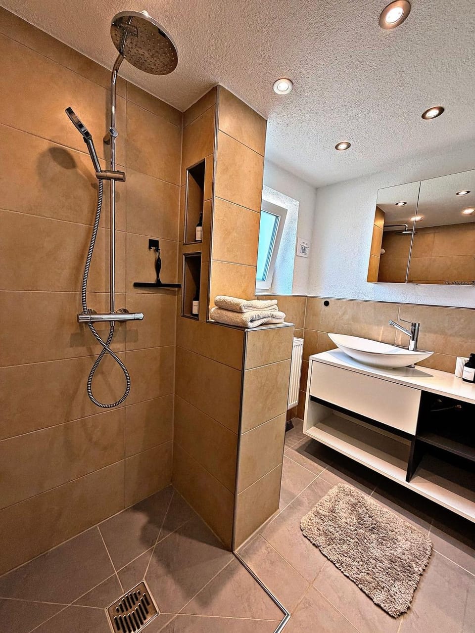 Shower, Bathroom