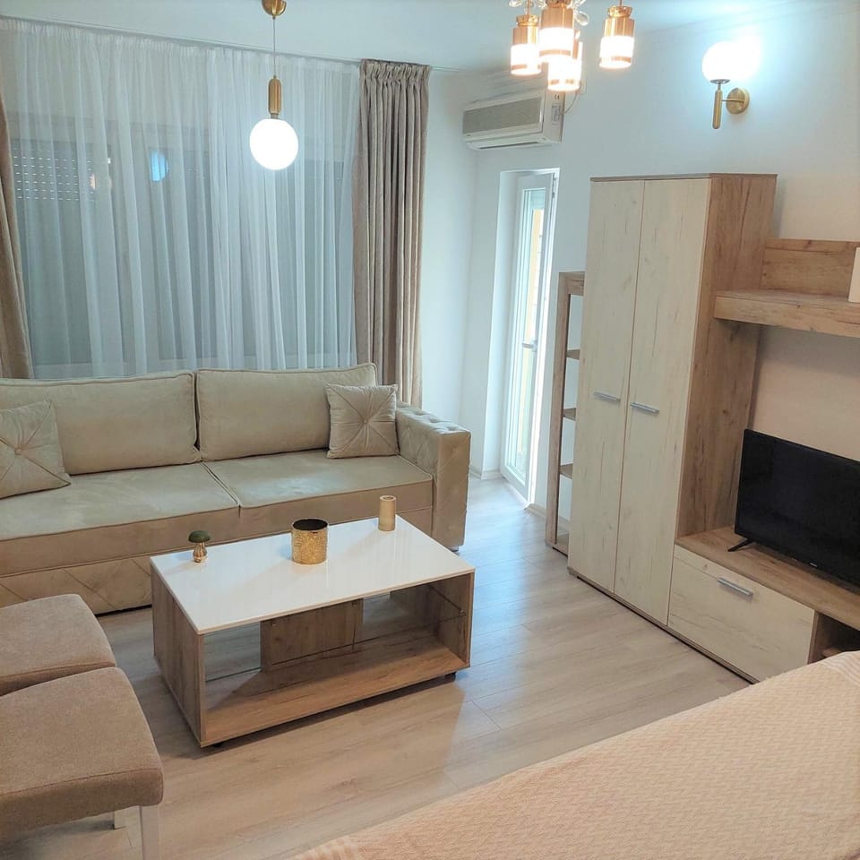 TV and multimedia, Seating area