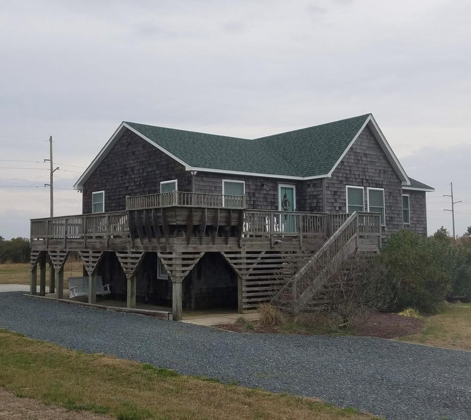 SN8602 - Whalebone Watch House in Nags Head