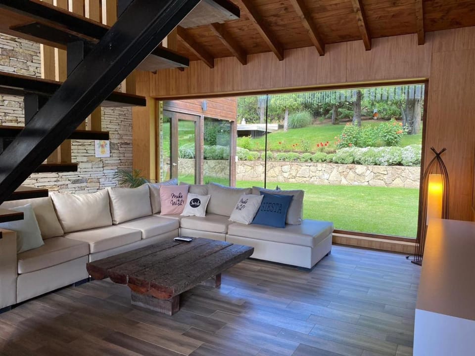 Casa Moderna con pileta House in San Carlos Bariloche