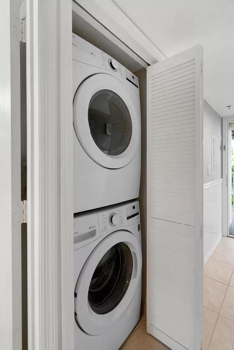 laundry, washing machine, dryer