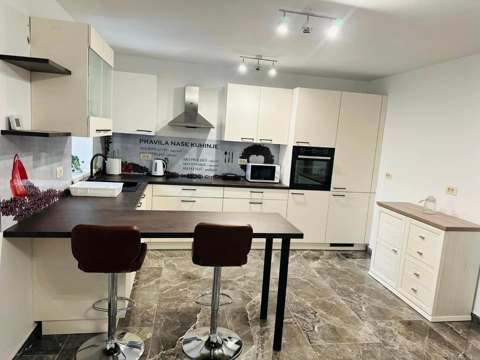 Apartmani LU&LO Apartment in Primorje-Gorski Kotar County