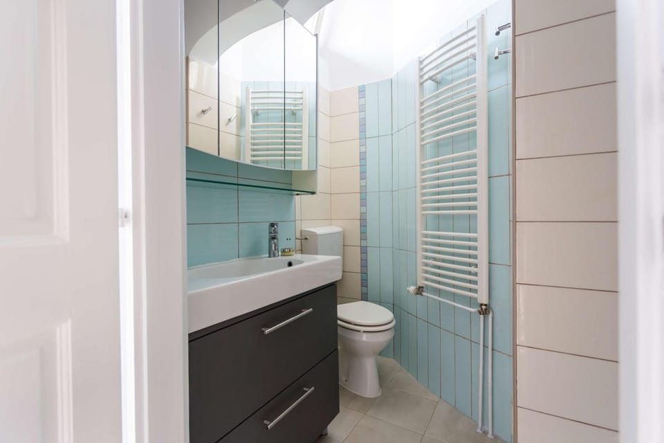 Toilet, Bathroom