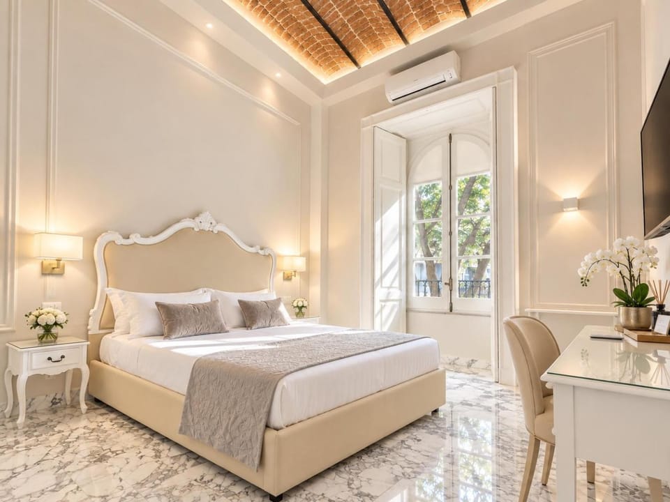 MILUAR Luxury - Vanvitelli Bed and Breakfast in Naples