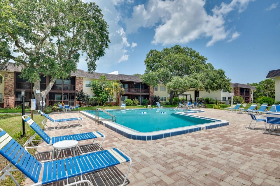 1st-Floor Condo in New Smyrna Beach w/ Pool Access House in Edgewater
