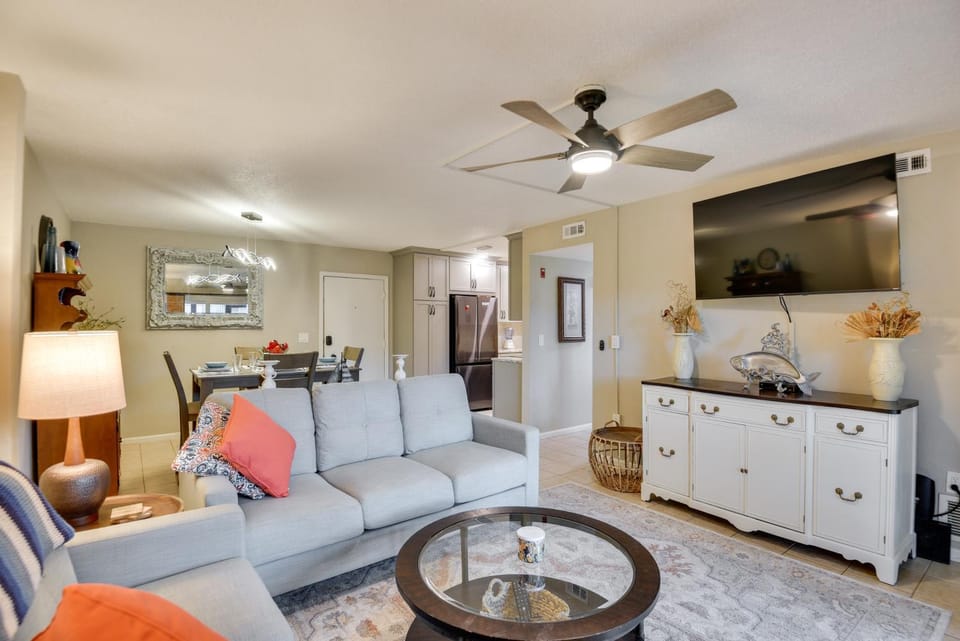 1st-Floor Condo in New Smyrna Beach w/ Pool Access House in Edgewater