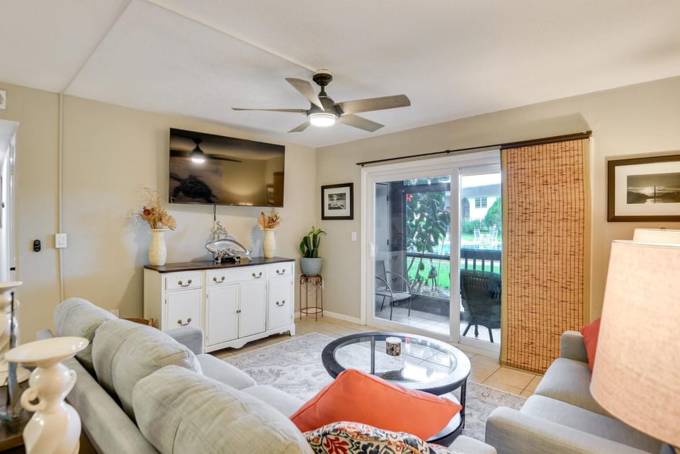 1st-Floor Condo in New Smyrna Beach w/ Pool Access House in Edgewater