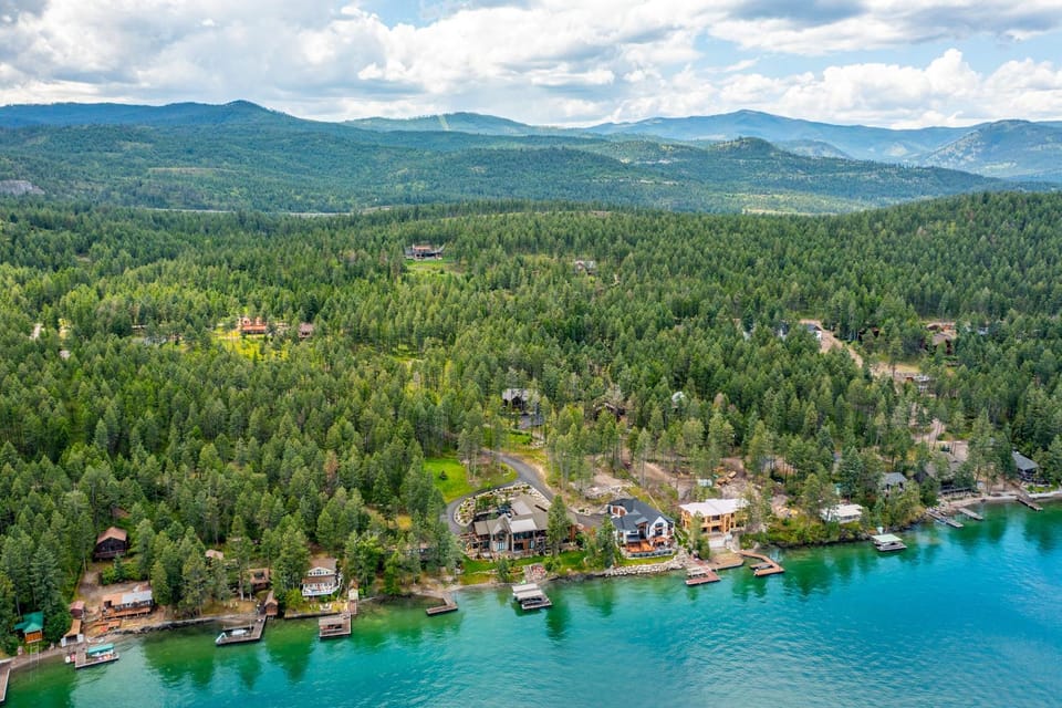 Tamarack Terrace House in Lakeside