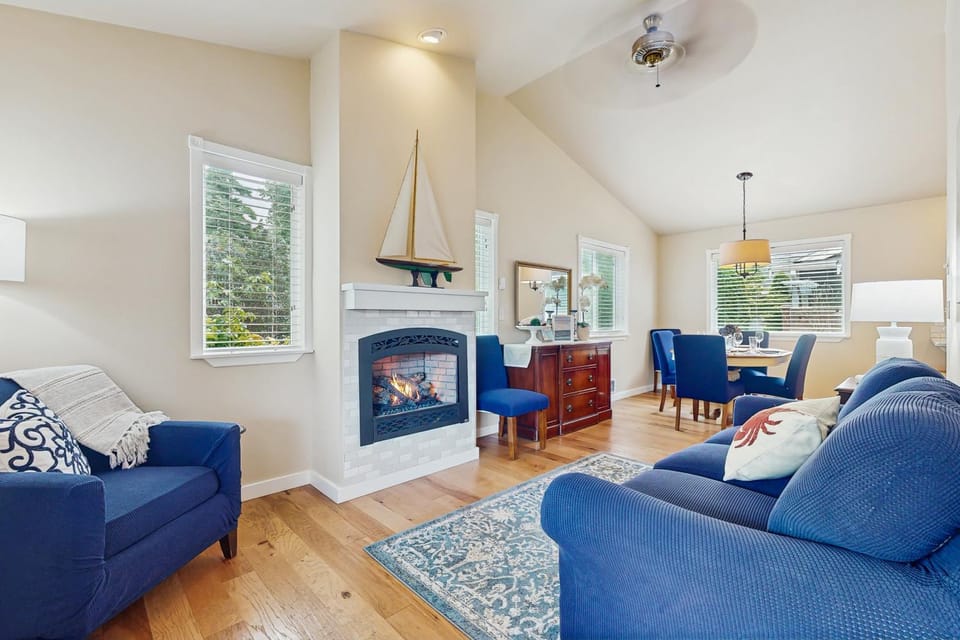 Island Cottage House in Camano Island