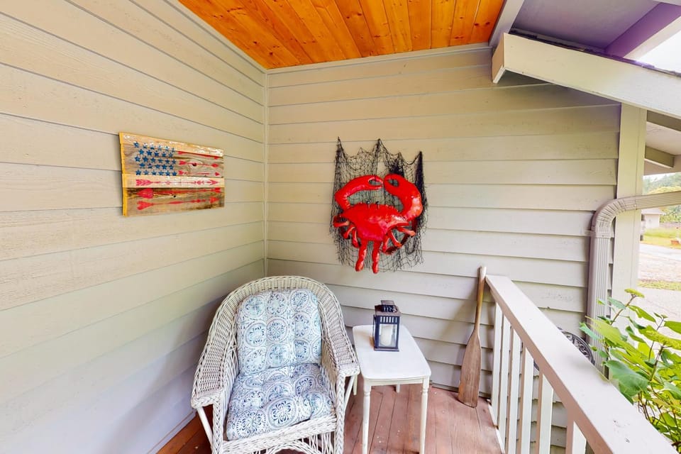 Island Cottage House in Camano Island