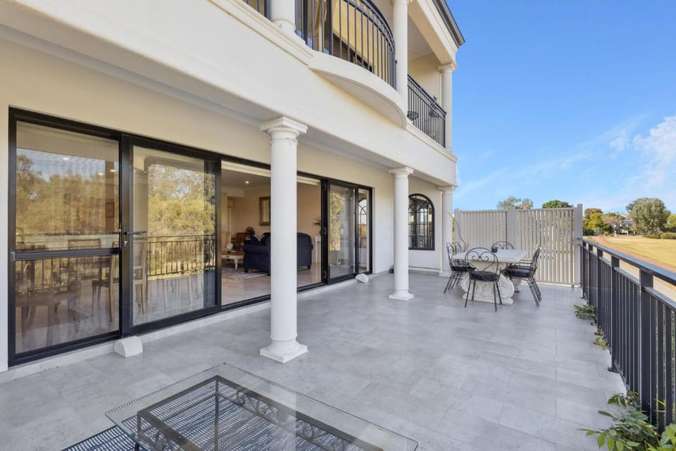 Balcony/Terrace, Lounge or bar