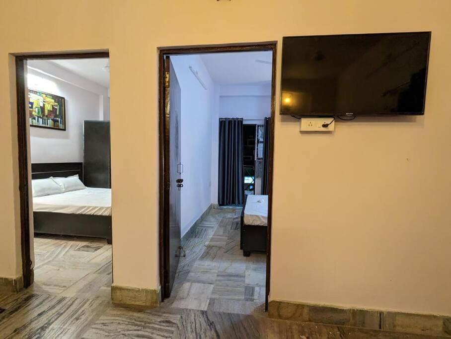 Green River Homestay 2BHK Fully furnished flat. Apartment in Varanasi