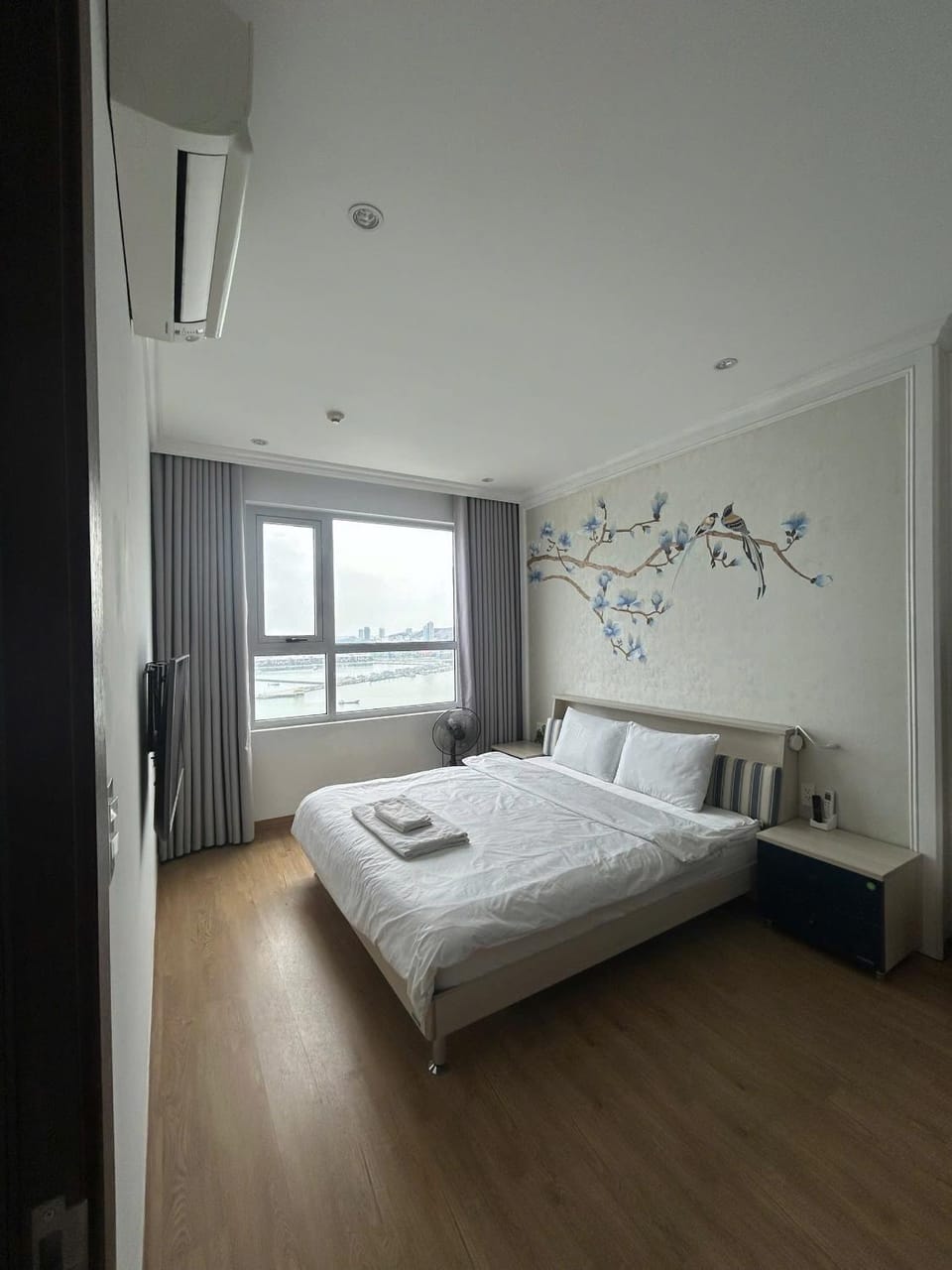 Hoa Homestay Hạ Long Apartment in Laos