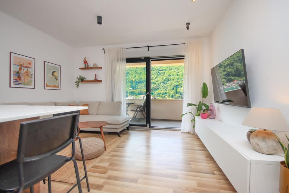 2 bedroom sunny apartment Apartment in Dubrovnik-Neretva County