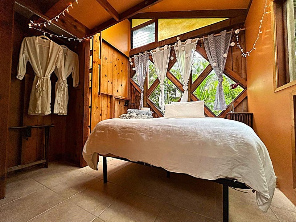 Hamakua Sanctuary Hostel in Big Island