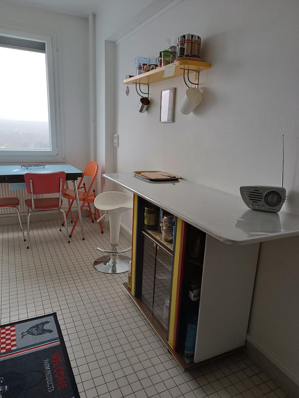 Dining area, Mountain view, River view, kitchen