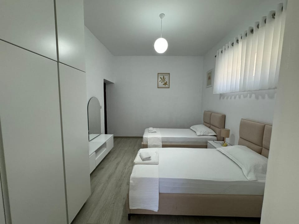 Bed, Bedroom, towels, wardrobe