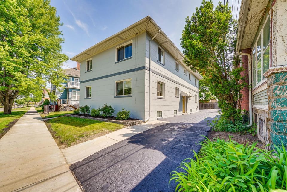 Pet-Friendly Wyandotte Apt Near Bishop Park! Apartment in Lake Erie