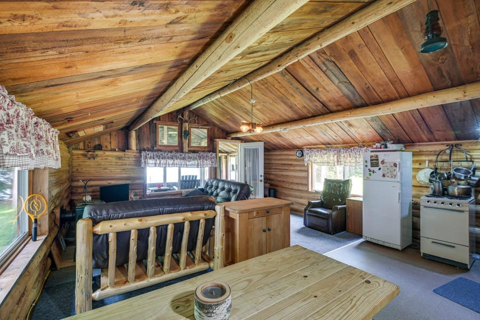 Peaceful Lakefront Cabin Getaway: Dock, Fire Pit! Cabin in Penobscot