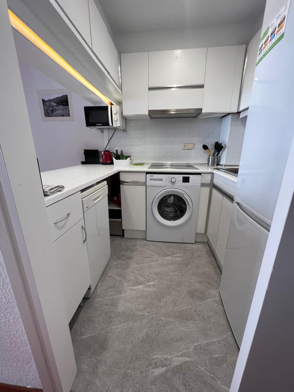 Kitchen or kitchenette
