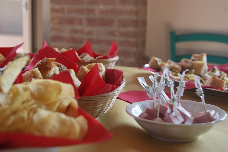 Restaurant/places to eat, Food