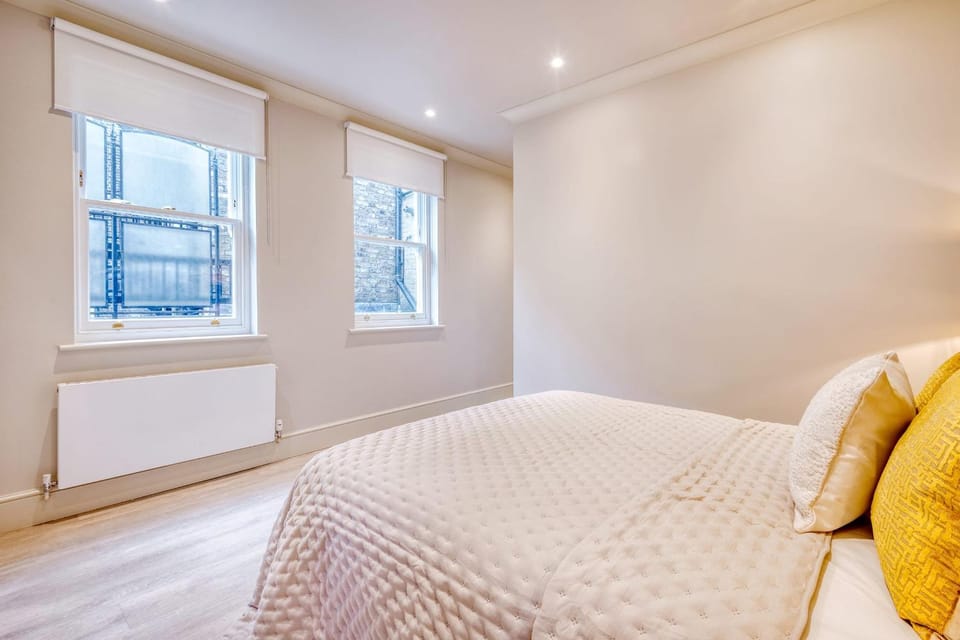 Marble Arch Suite 3 Apartment in City of Westminster