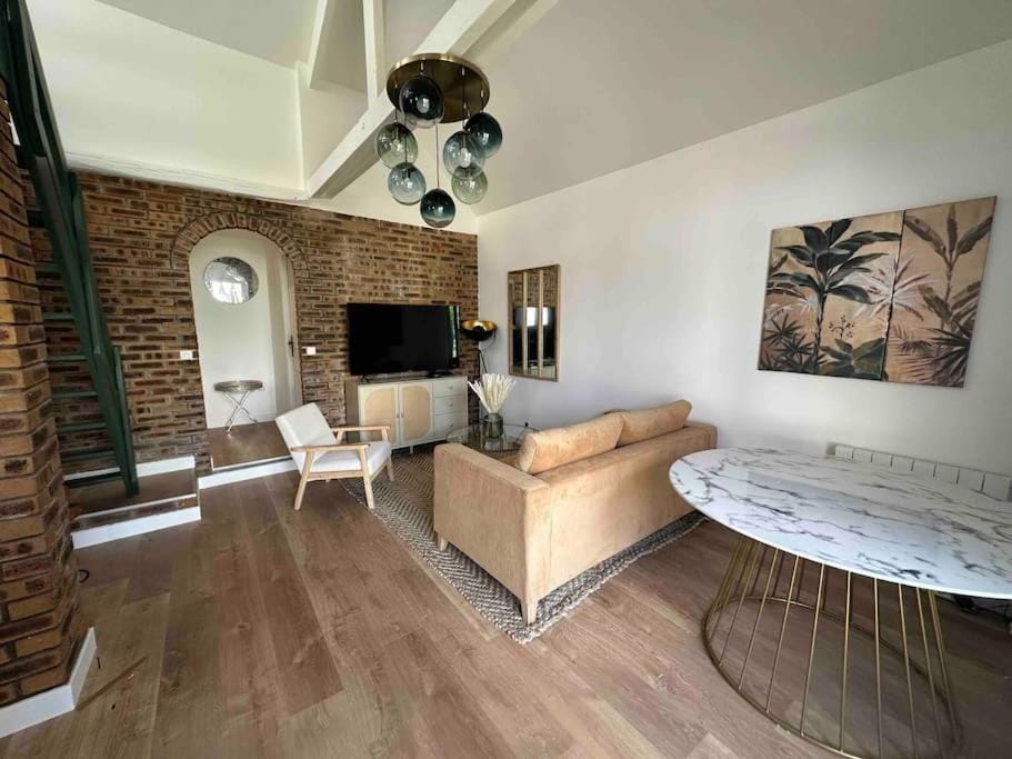 Maison Jardin Proche Paris House in Île-de-France